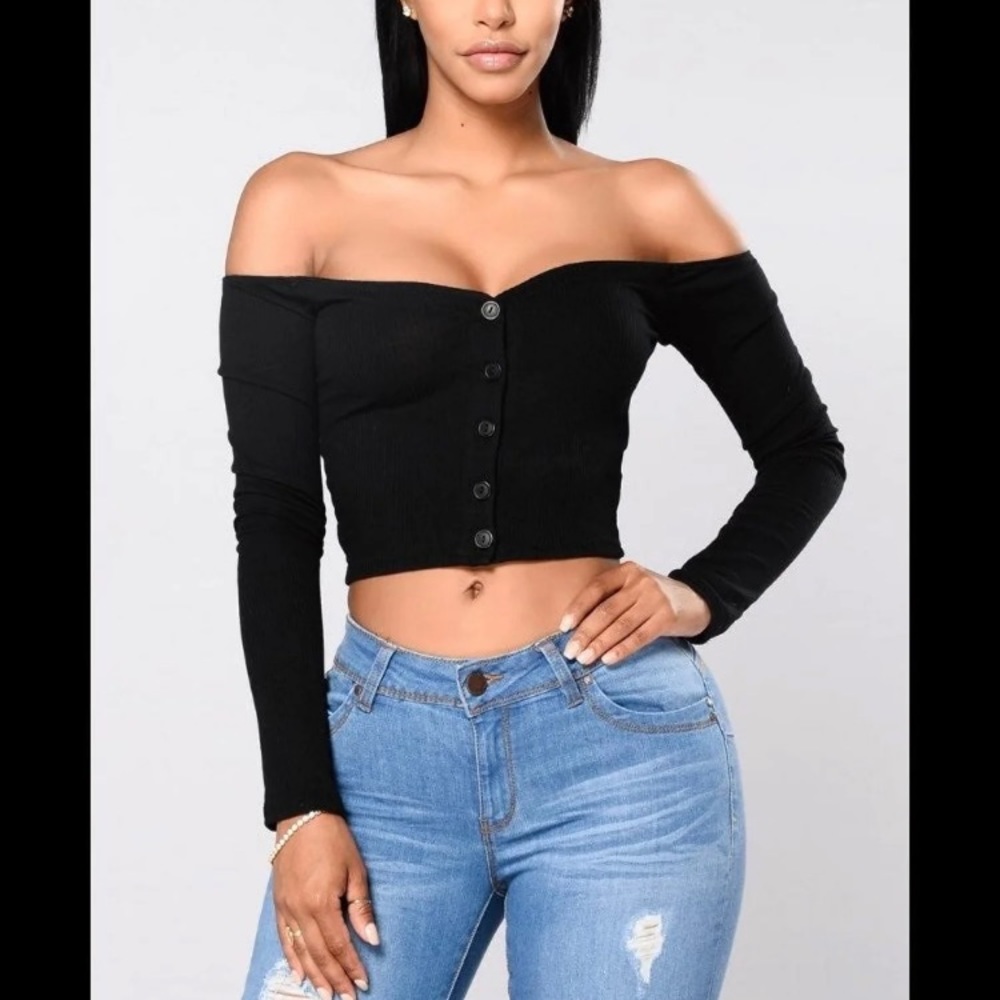 Fashion nova crop top